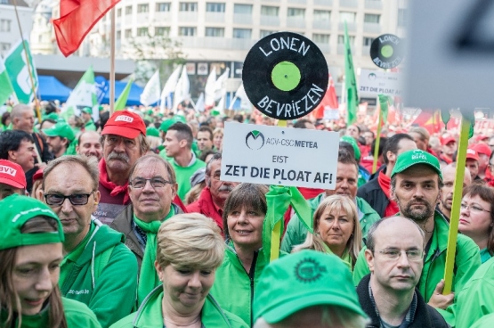 Le 23 septembre, 7000 délégués et militants syndicaux de toute la Belgique se sont rassemblés à Bruxelles pour lancer un premier avertissement aux coalitions gouvernementales d'austérité du pays. (Photo Solidaire, Karina Brys)