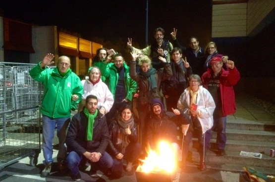 5ème nuit de grève qui commence au centre de tri postal de Bruxelles X (Photo Solidaire)