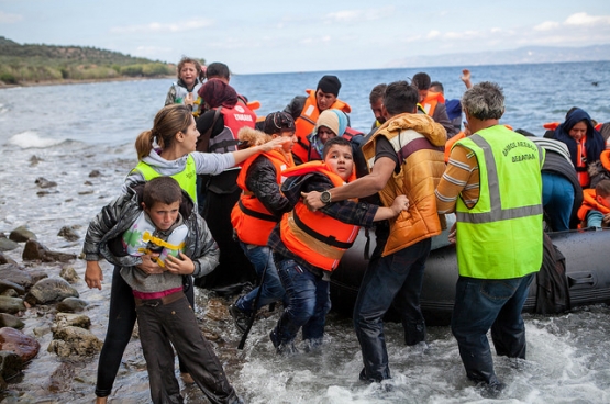 En janvier, 2186 réfugiés arrivaient chaque jour sur les côtes grecques. (Photo Cafod / Flickr)