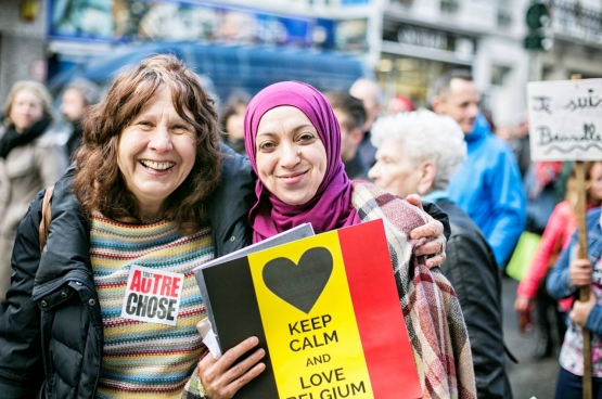  Le 17 avril, on a vu Bruxelles dans toute sa diversité lancer un message clair : « Daech casse-toi, Bruxelles n’est pas à toi ! » (Photo Solidaire)