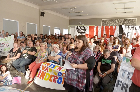 Het besparingsbeleid van de burgemeester bracht protestbewegingen uit verschillende hoeken samen. (Foto Niki Blondeel)