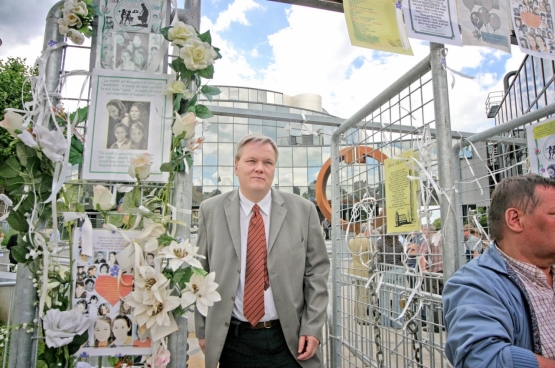 L'avocat Jan Fermon au procès de Marc Dutroux, qui s'est terminé en 2004. (Photo Solidaire, Salim Hellalet) 