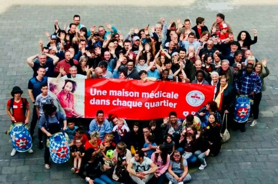 Les maisons médicales sont gratuites pour le patient et elles dispensent des soins de meilleure qualité que la médecine à la prestation. (Photo Solidaire)