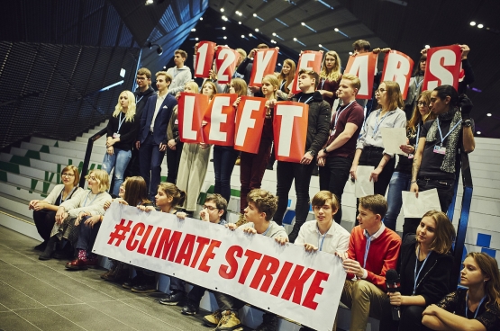 Il nous reste douze ans avant que le réchauffement climatique devienne totalement incontrôlable. (Photo Greenpeace Pologne)