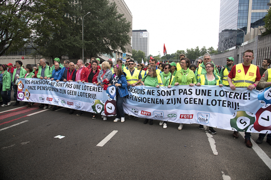 Dans le combat pour empêcher le gouvernement d’imposer une pension à points, qui aurait diminué nos pensions et nous aurait fait travailler plus longtemps, l’unité des syndicats au Nord et au Sud du pays a été fondamentale. (Photo Solidaire, han Soete)