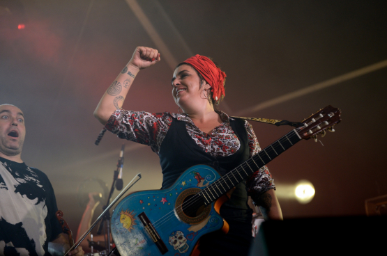   Amparo Sanchez, musicienne révolutionnaire. (Photo Herri Bizia)