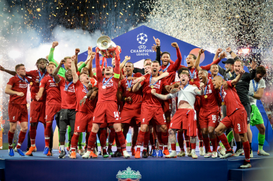 Liverpool, qui a gagné la Ligue des champions en 2019, a reçu 111 millions d’euros de gains pour cette victoire. Si la Superligue voyait le jour, le simple fait de participer rapporterait à chaque club... 350 millions d’euros... (Photo Vlad 1988)