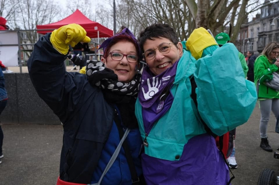 Rosa Terranova (à gauche), aide-ménagère liégeoise, sera en action le 18 novembre. (Photo Solidaire)