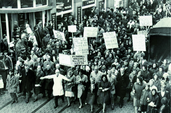 Manifestation du 17 avril 1966 à Herstal. (Photo Musée de la Vie wallonne, Fonds Desarcy-Robyns).