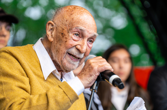 Simon Gronowski : « Je suis à partir de mon vécu un militant de la paix et de la démocratie. » (Photo Solidaire, Stefaan Van Parys)